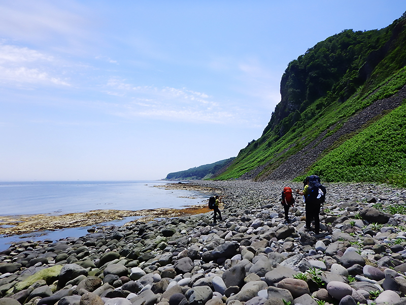 先端部地区海岸トレッキングの様子